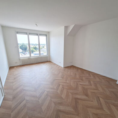 Appartement 3 pièces 1300 €
