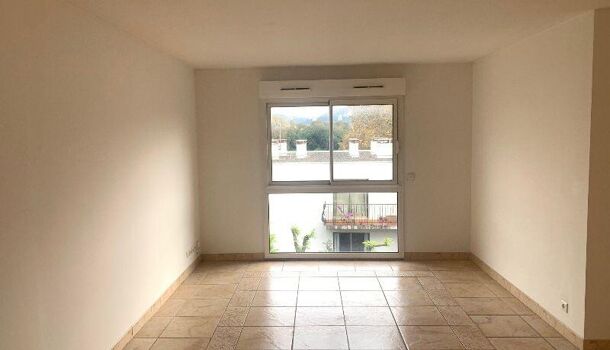 Appartement 3 pièces  à louer Marseille 8eme 13008