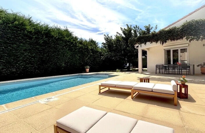 Maison rénovée avec piscine et dépendance   Étoile-sur-Rhône — photo 2