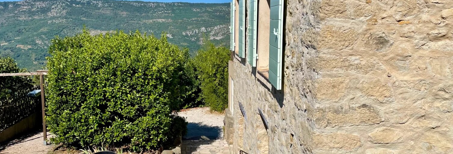 Maison 4 Pièces 100 m² à vendre à Berre-les-Alpes (06390)