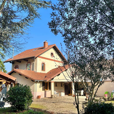 Maison 5 pièces 349000 €