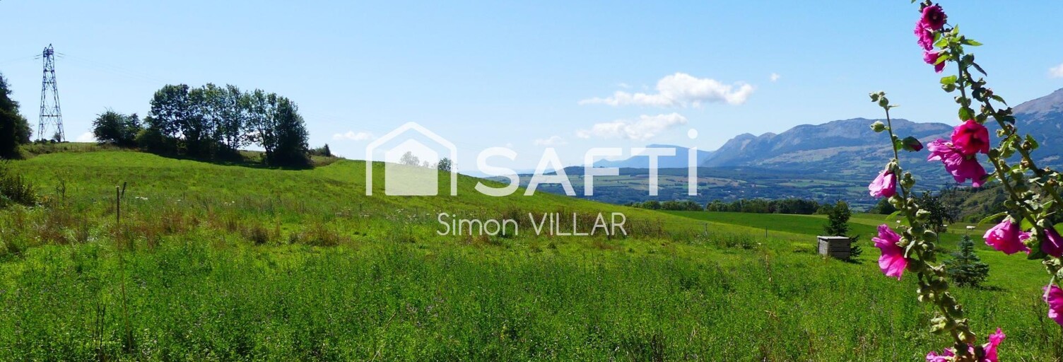 Terrain  749 m² à vendre à Saint-Michel-de-Chaillol (05260)