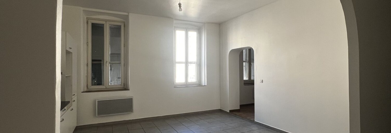 Appartement 3 Pièces 98 m² à vendre à Saint-Gilles (30800)