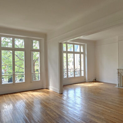 Appartement 5 pièces 567900 €