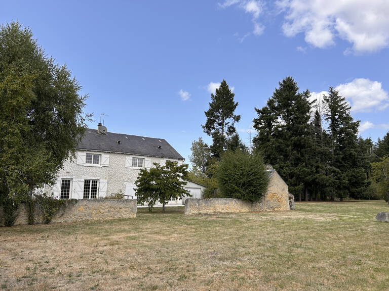 A VENDRE Propriété à Le Pêchereau — photo 1