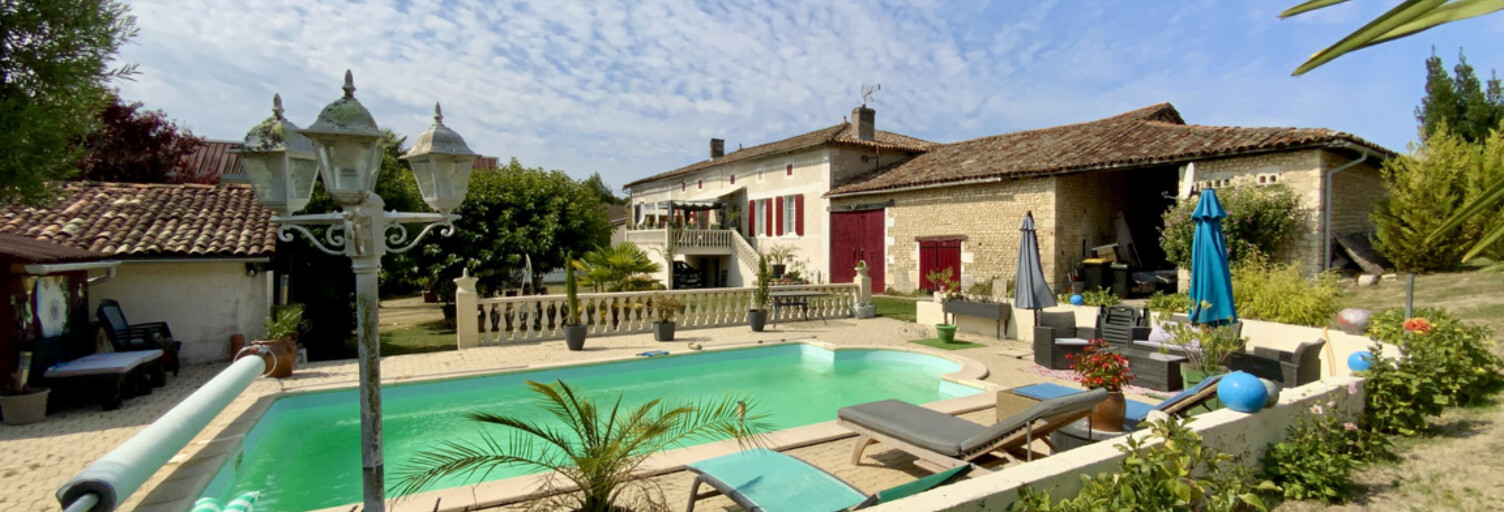 Maison 5 Pièces 252 m² à vendre à Barbezieux-Saint-Hilaire (16300)