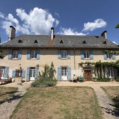 Maison 7 pièces 698000 €