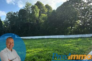 Terrain  220000 €
