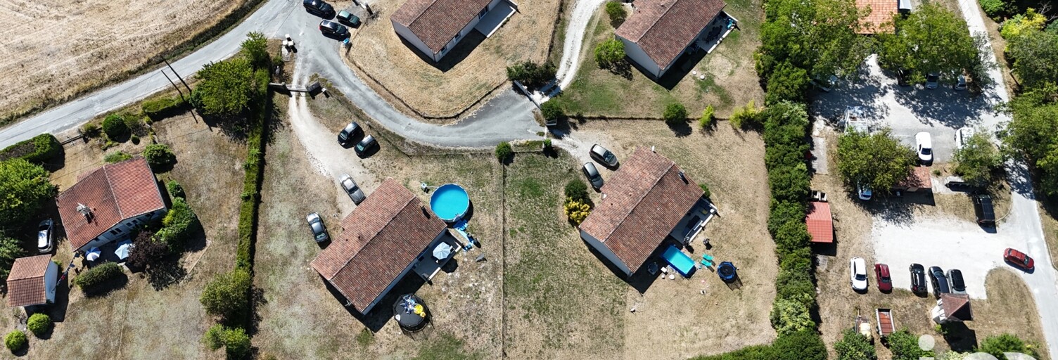 Maison 4 Pièces 380 m² à vendre à Montmoreau (16190)