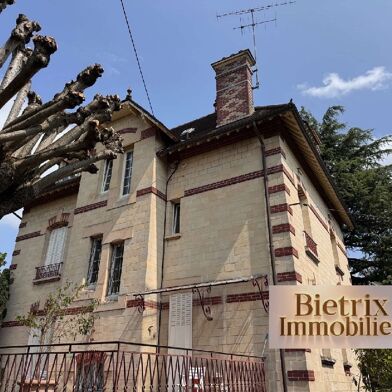 Maison 8 pièces 876000 €