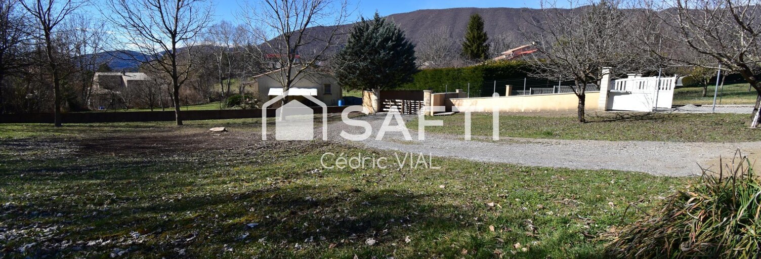 Terrain  970 m² à vendre à Le Brusquet (04420)