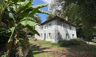 Maison 7 Pièces 193 m² à vendre à Lichos (64130)