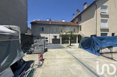 Immeuble  210000 €