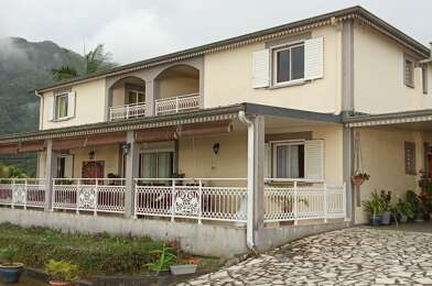 Maison 10 pièces 740800 €