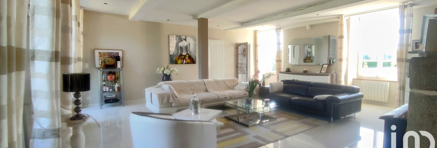 Maison 15 Pièces 288 m² à vendre à Isigny-le-Buat (50540)