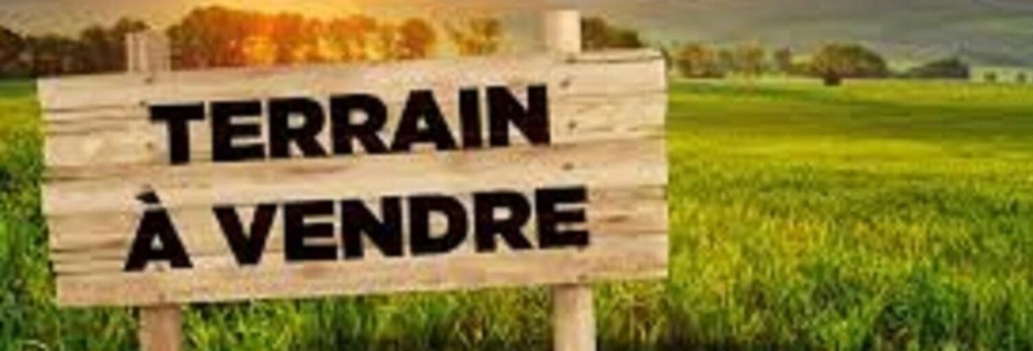 Terrain  1006 m² à vendre à Fréjus (83370)