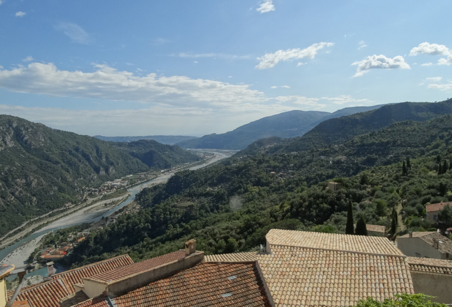 Jolie maison de village sise sur la commune de Bonson — photo 1