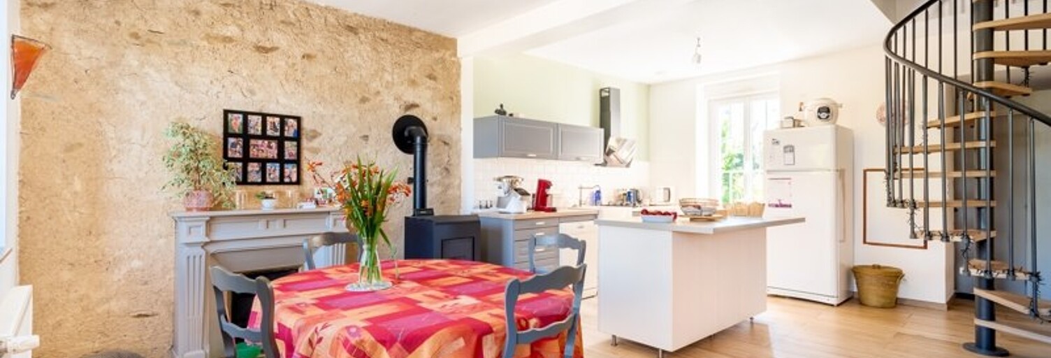 Maison 4 Pièces 80 m² à vendre à Saint-Thégonnec Loc-Eguiner (29410)