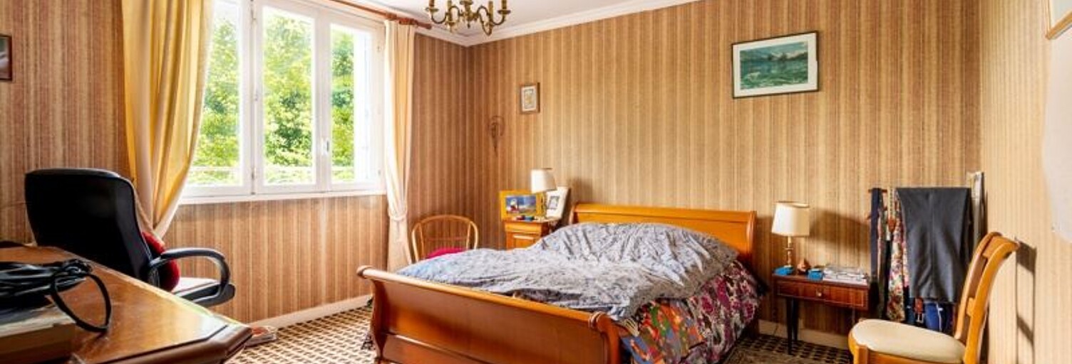 Maison 9 Pièces 159 m² à vendre à Ploudaniel (29260)