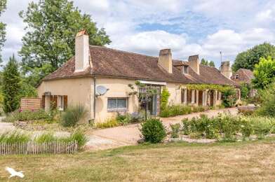 Maison 10 pièces 617700 €