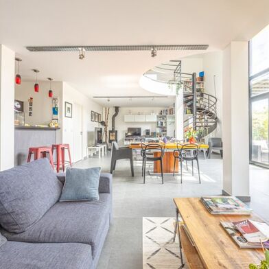 Maison 4 pièces 607260 €