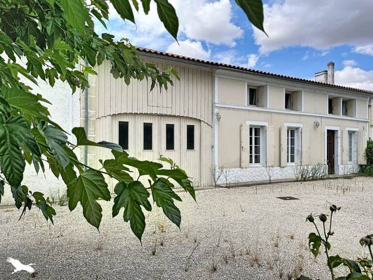 Charentaise de 5 pièces principales — photo 1
