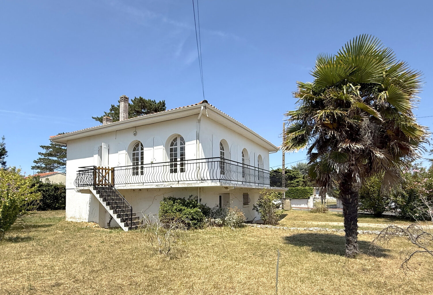 VAUX SUR MER 250 M PLAGE  - MAISON A RENOVER AU PRIX DE 470 — photo 1