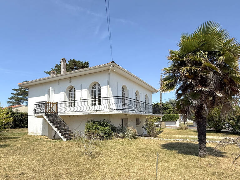 VAUX SUR MER 250 M PLAGE  - MAISON A RENOVER AU PRIX DE 470 — photo 1