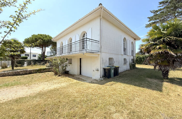 VAUX SUR MER 250 M PLAGE  - MAISON A RENOVER AU PRIX DE 470 — photo 4