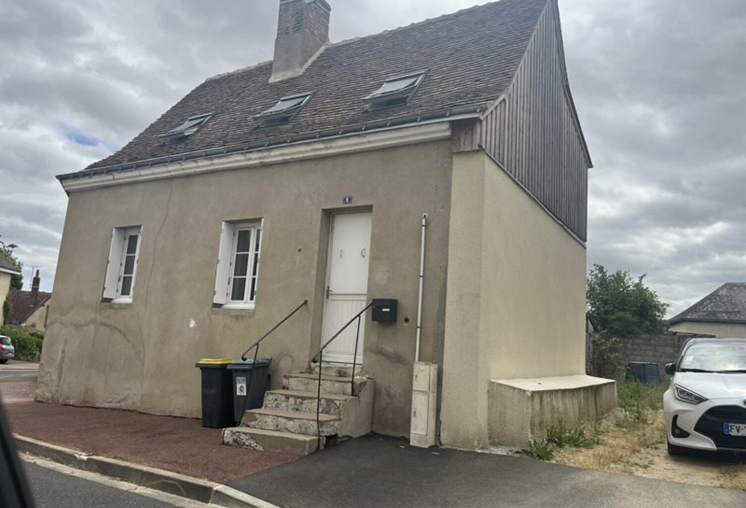Maison de ville de 3 pièces principales — photo 1
