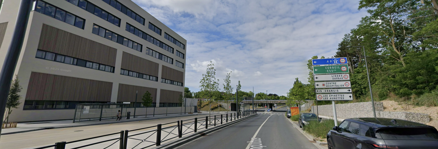 Garage  375 m² à vendre à Évry-Courcouronnes (91000)