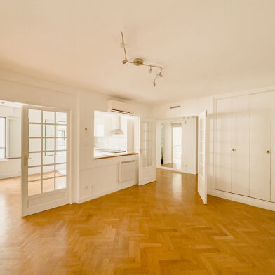 Appartement 2 pièces 144000 €