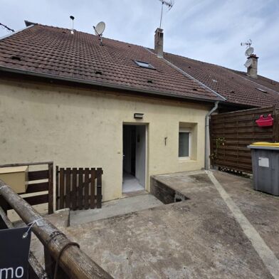 Immeuble  114000 €