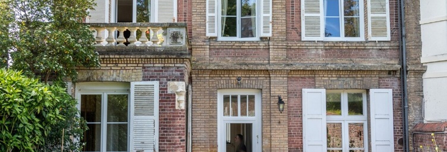 Maison 11 Pièces 273 m² à vendre à Lisieux (14100)