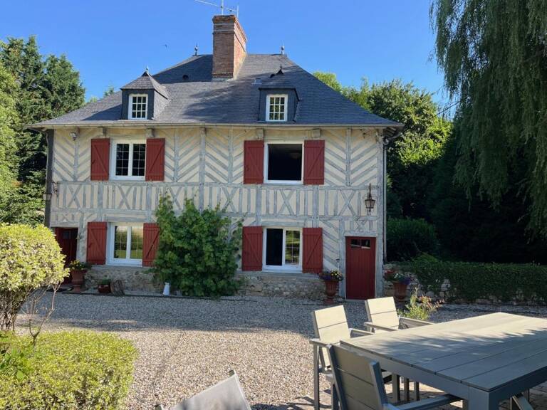 joli manoir de 156 M2 en surface utile avec son annexe sur une terrain d'1,3 hectares arboré — photo 1