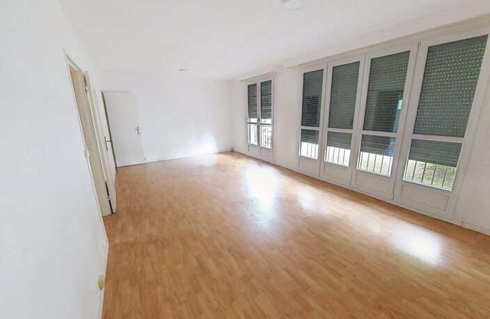 Appartement À Vendre — photo 2