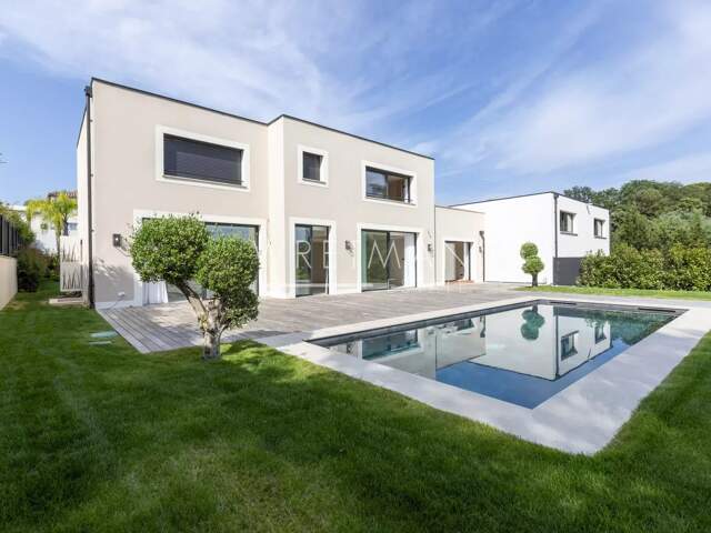 Villa contemporaine avec piscine –  Valbonne — photo du bien