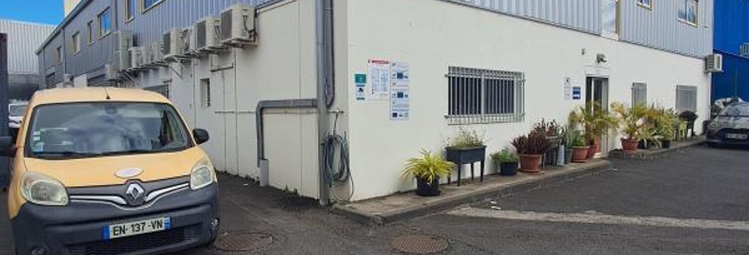 Local industriel  1426 m² à louer à La Possession (97419)