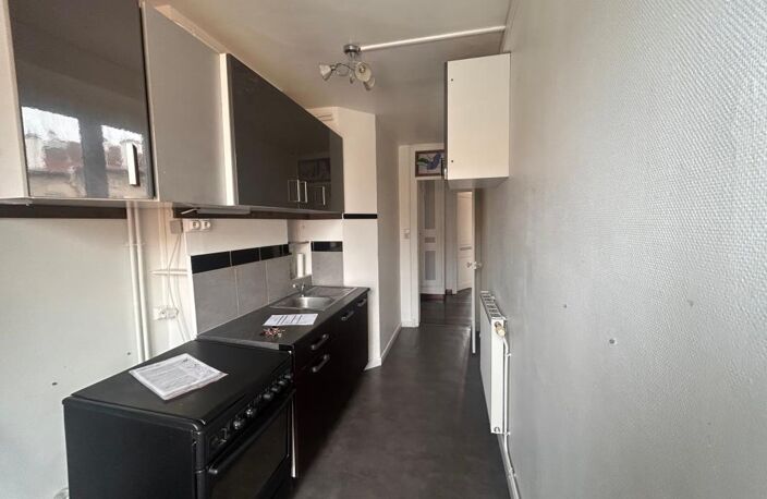 Appartement À Louer — photo 2