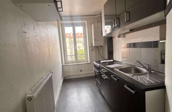 Appartement À Louer — photo 3