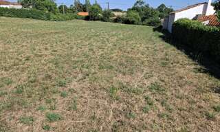 Terrain  1700 m² à vendre à Saint-Michel-le-Cloucq (85200)