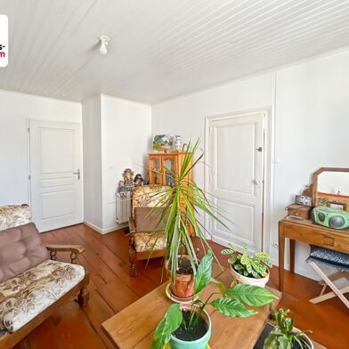 Maison 9 pièces 322400 €