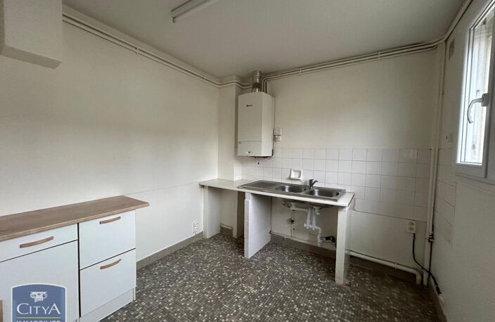 Vente maison 4 pièces 80 m² Châtellerault (86100) — photo 4