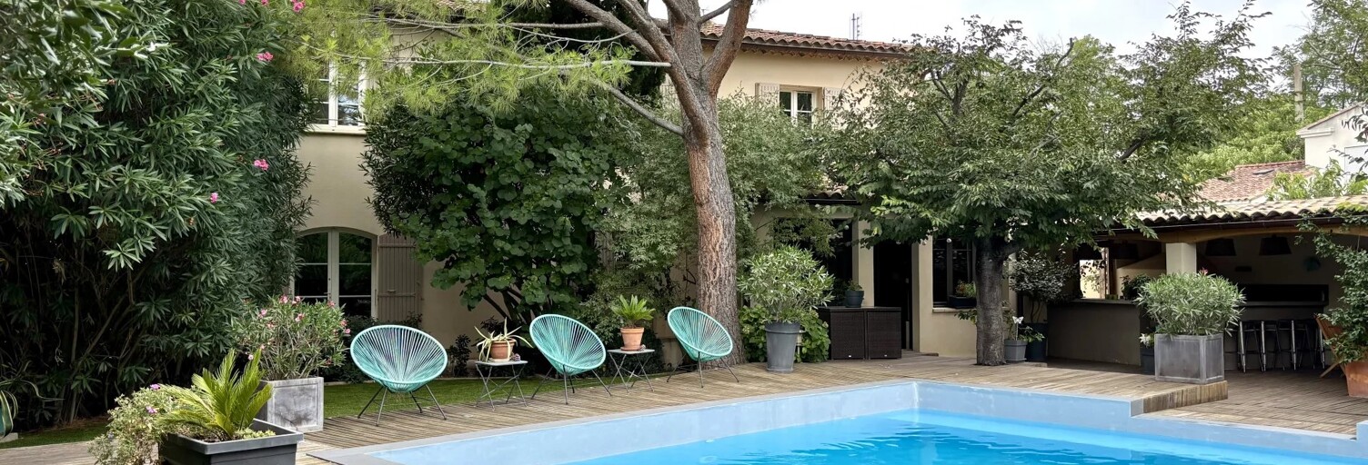 Maison 6 Pièces 187 m² à vendre à Les Angles (30133)