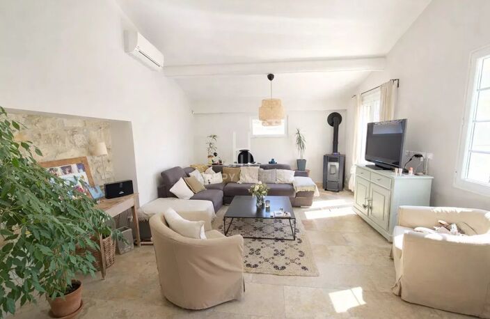Jolie maison de village avec cour — photo 4
