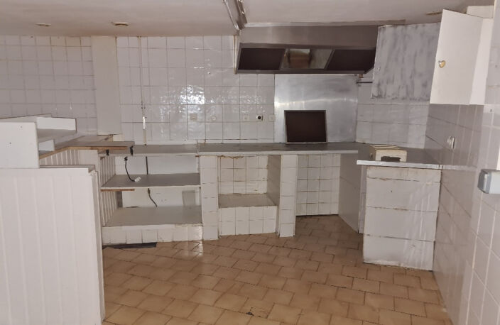 À louer local commercial de 280m2 enviiron situé au centre d — photo 3