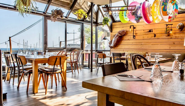 Local commercial 4 pièces  à vendre Hyères 83400