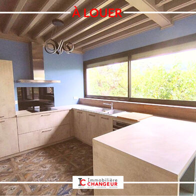 Appartement 6 pièces 1505 €