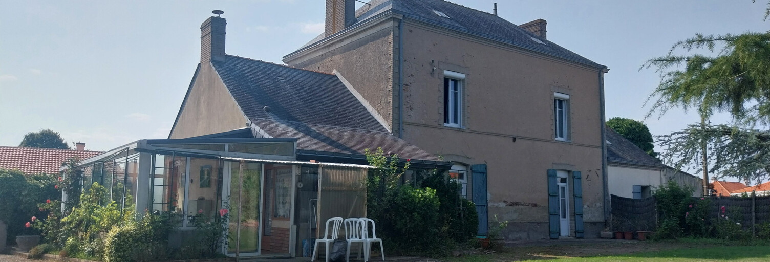 Maison 9 Pièces 225 m² à vendre à Sainte-Pazanne (44680)