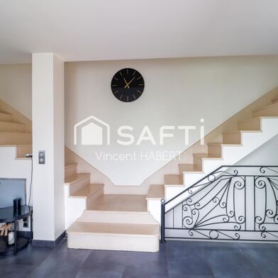 Maison 6 pièces 599900 €